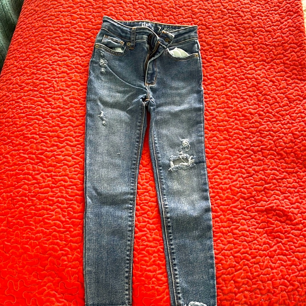Like new gap skinny jeans